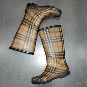 Burberry rain boots